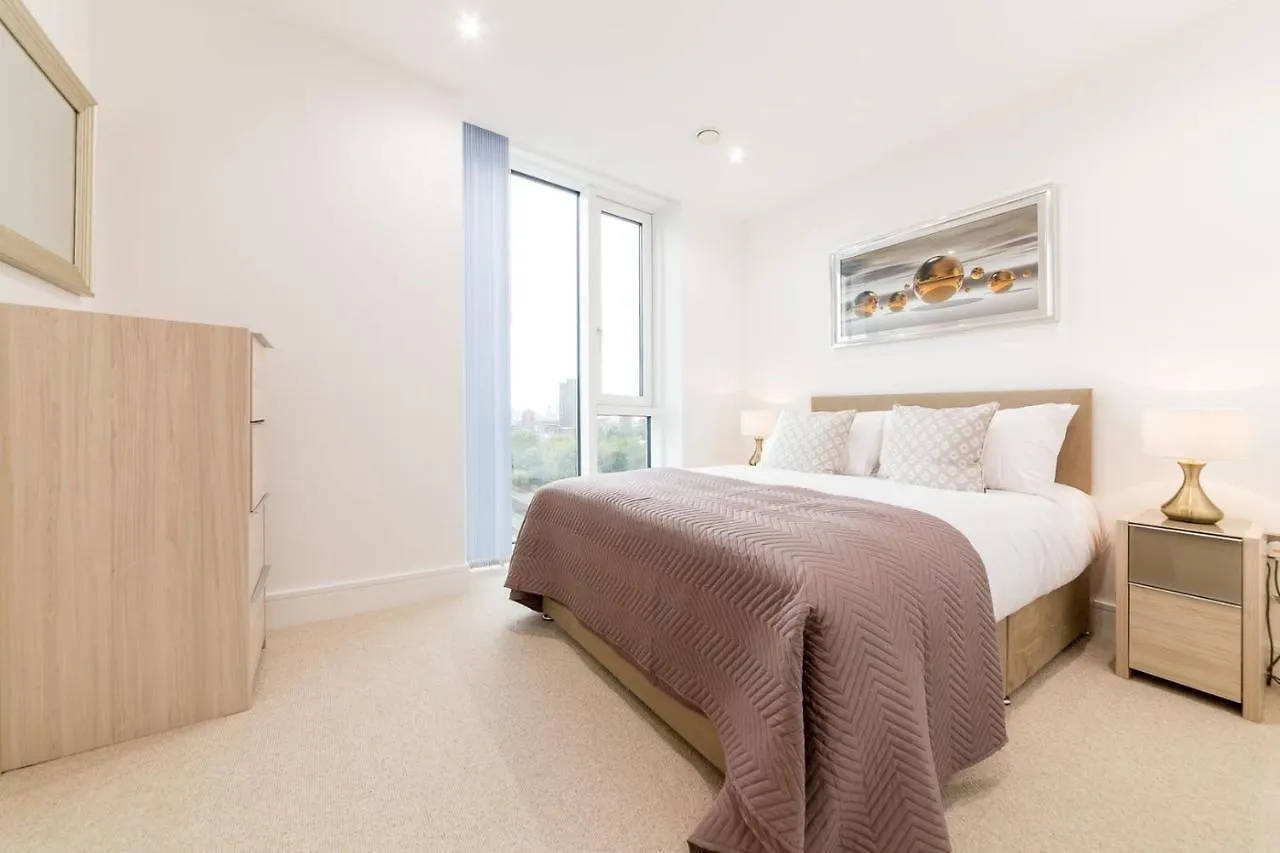 Xquisite Stay Penthouse Apartment London