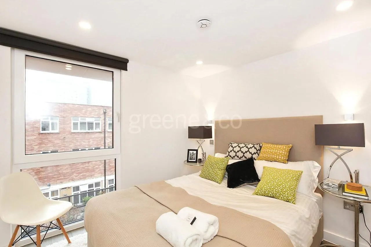 Xquisite Stay Penthouse Apartment London Bed & Breakfast