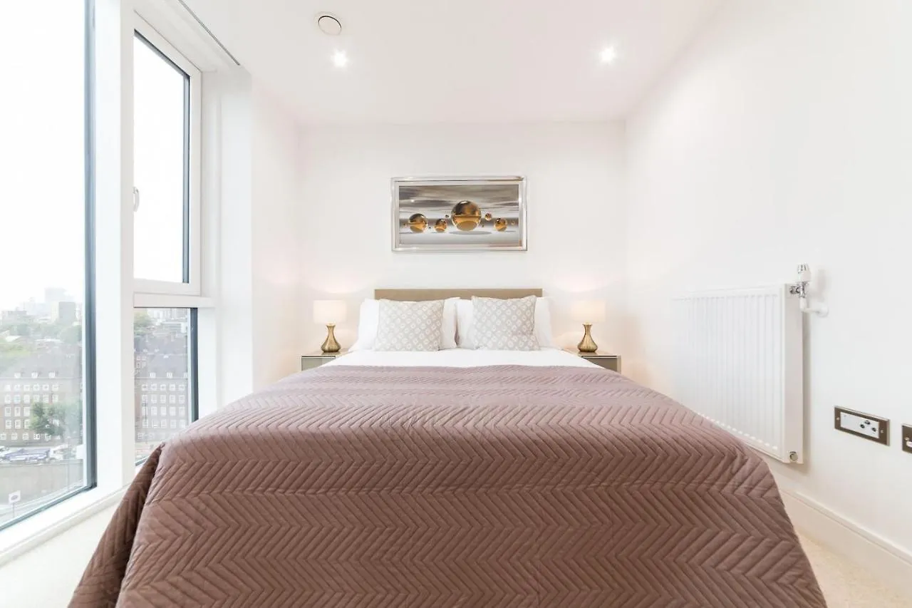 Xquisite Stay Penthouse Apartment London